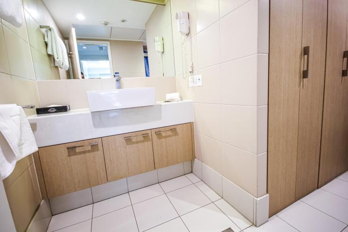 central dockside apartment hotel