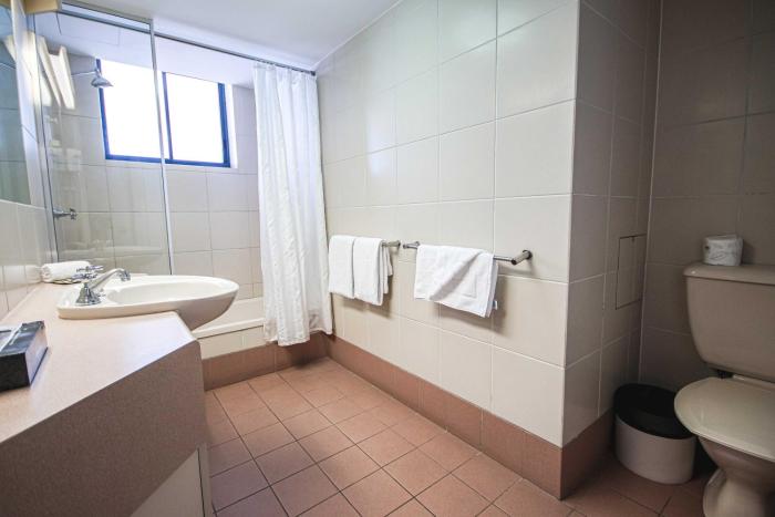 central dockside apartment hotel