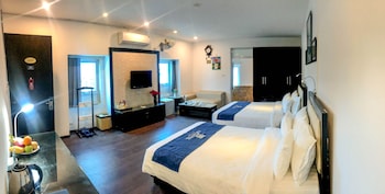 a25 hotel 15 hang than
