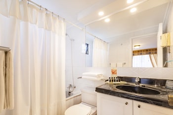 park plaza apartments