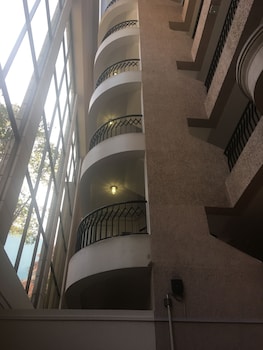 park plaza apartments