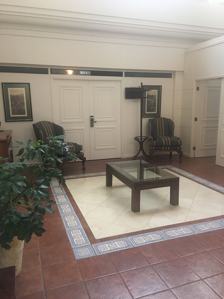 park plaza apartments