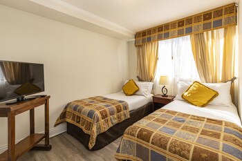 park plaza apartments