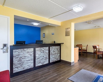 rodeway inn joint base andrews area