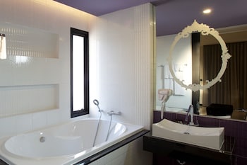 Long Beach Garden Hotel And Pavilions,,4 star