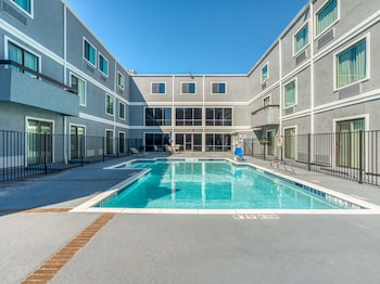 alexis hotel and banquets dallas park central galleria