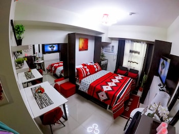 studio condo at horizons 101