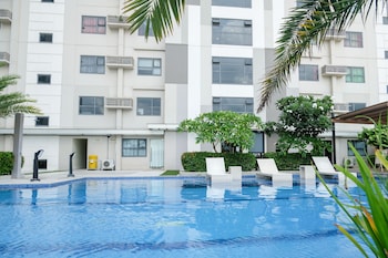 studio condo at horizons 101