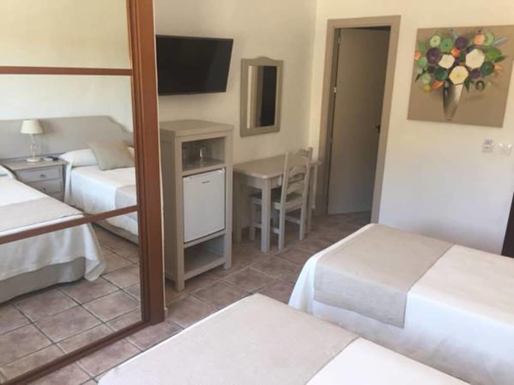 hotel almadraba