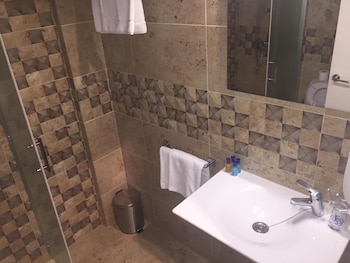 hotel almadraba