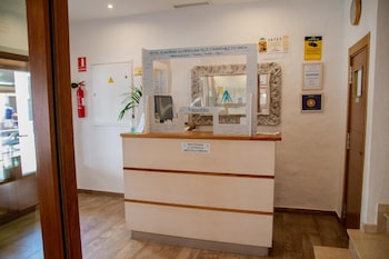 hotel almadraba