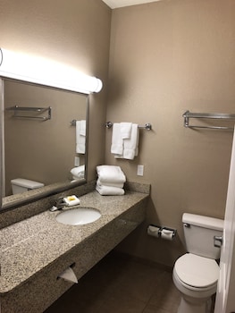 americas best value inn and suites gun barrel city