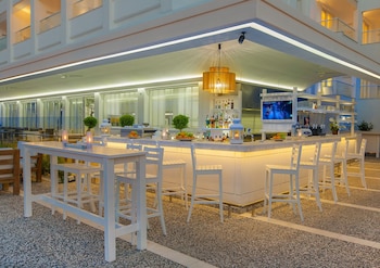 the beachfront hotel adult only 16 plus