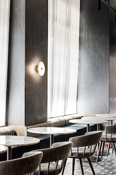 aiden by best western darling harbour
