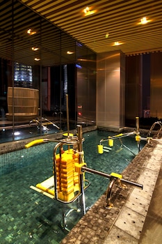 the residences klcc luxury suites