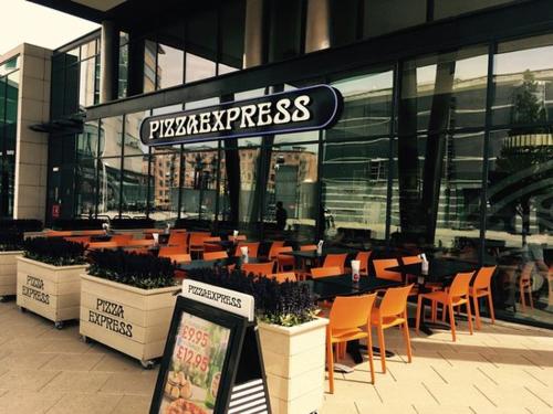 deluxe city centre apt balcony view and free parking