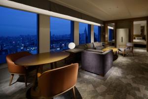 keio plaza hotel tokyo premier grand