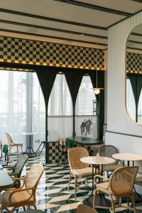 the standard bangkok mahanakhon