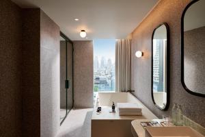 the standard bangkok mahanakhon