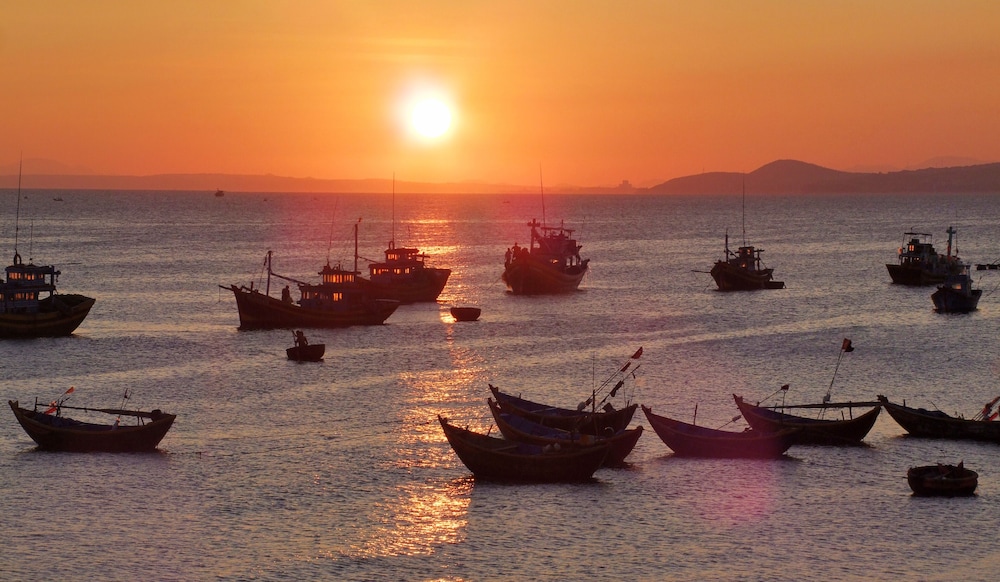 mui ne alena bungalow hotel