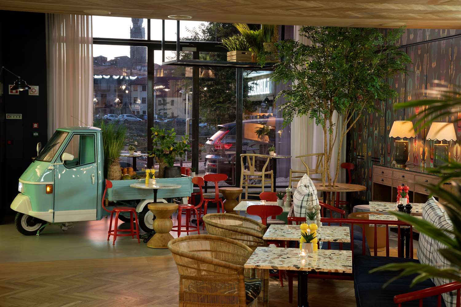 se catedral hotel porto tapestry collection by hilton