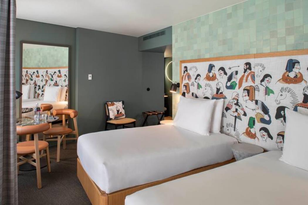 se catedral hotel porto tapestry collection by hilton