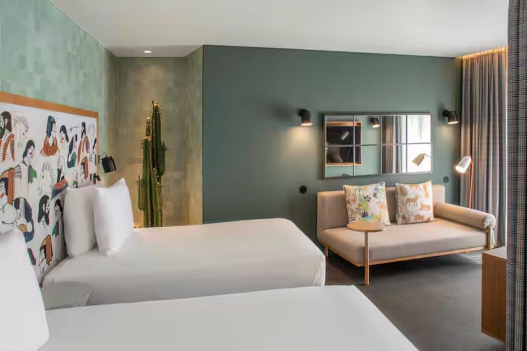 se catedral hotel porto tapestry collection by hilton