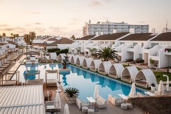lago resort menorca casas del lago
