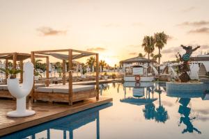 lago resort menorca casas del lago
