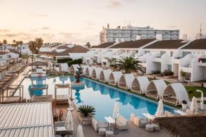 lago resort menorca casas del lago