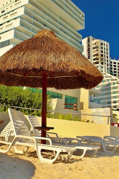 condo in ocean front hotel resort