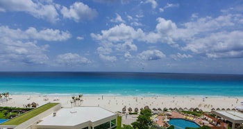 condo in ocean front hotel resort