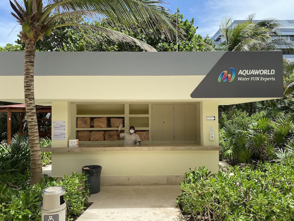 condo in ocean front hotel resort