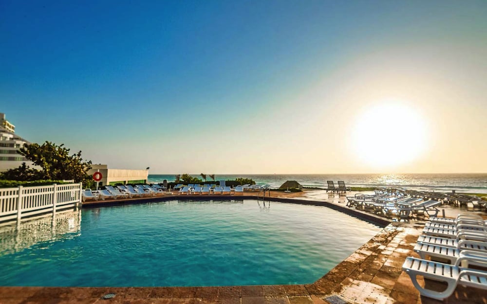 condo in ocean front hotel resort