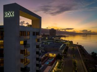 Rok Hotel Kingston, Tapestry Collection By Hilton,,4 star