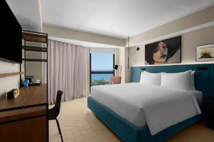 Rok Hotel Kingston, Tapestry Collection By Hilton,,4 star