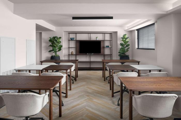 rok hotel kingston tapestry collection by hilton