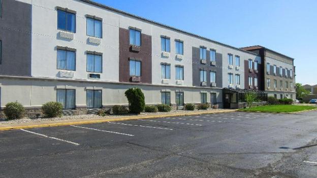 clarion pointe evansville north