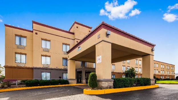 clarion pointe evansville north