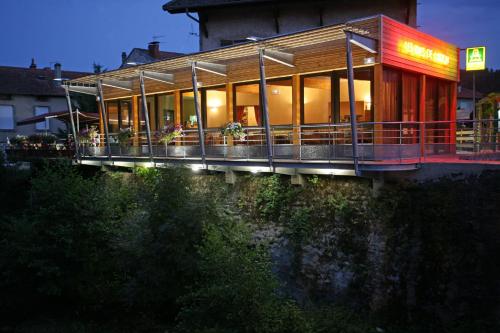 les rives de larzon