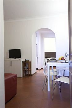 mytale creative academy hotel