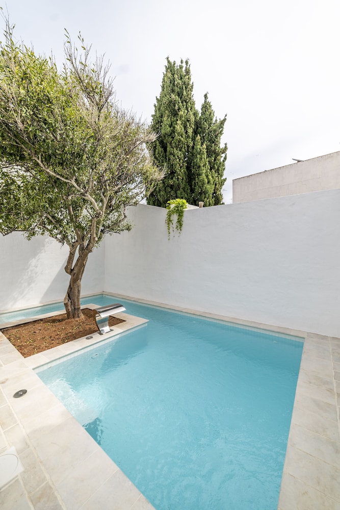 seranova luxury hotel adults only