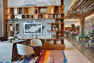 doubletree by hilton sharjah waterfront hotel and residences