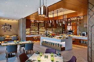 doubletree by hilton sharjah waterfront hotel and residences