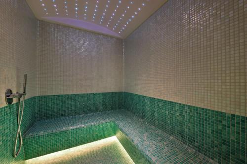 doubletree by hilton sharjah waterfront hotel and residences