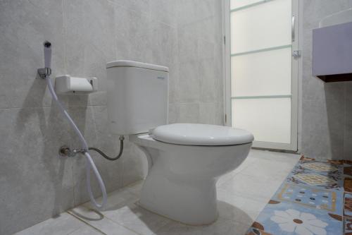 reddoorz syariah near mutiara sis al jufrie airport palu 2