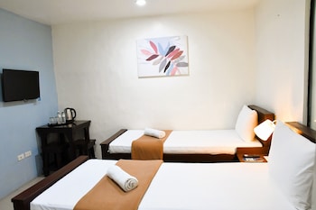 arzo hotel makati