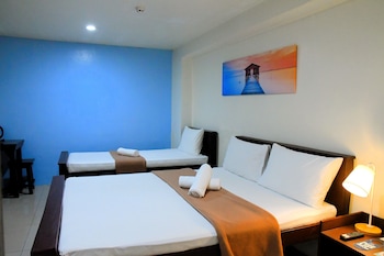 arzo hotel makati