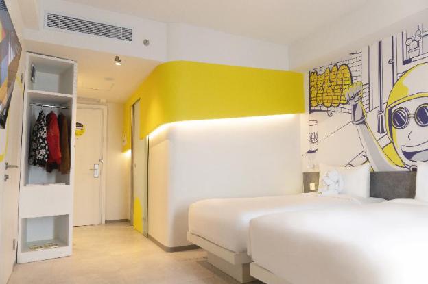 yello hotel jambi