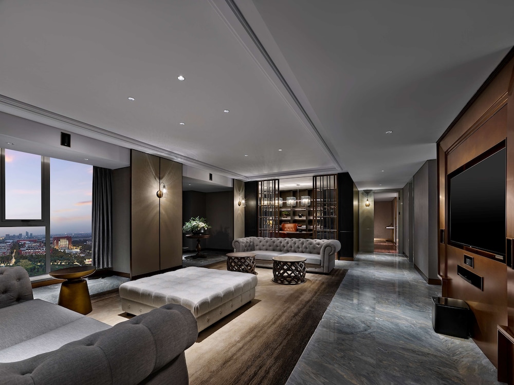 doubletree by hilton baoding